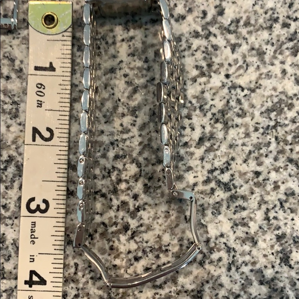 Authentic SS Raymond Weil diamond watch - Picture 7 of 11